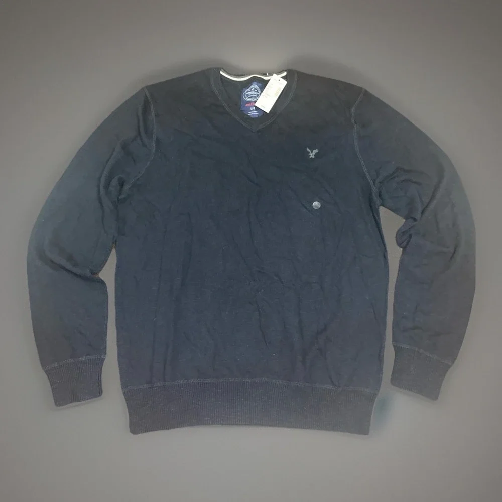American Eagle Black V Neck Sweater Athletic Fit NWT - Size Large - Picture 1 of 6